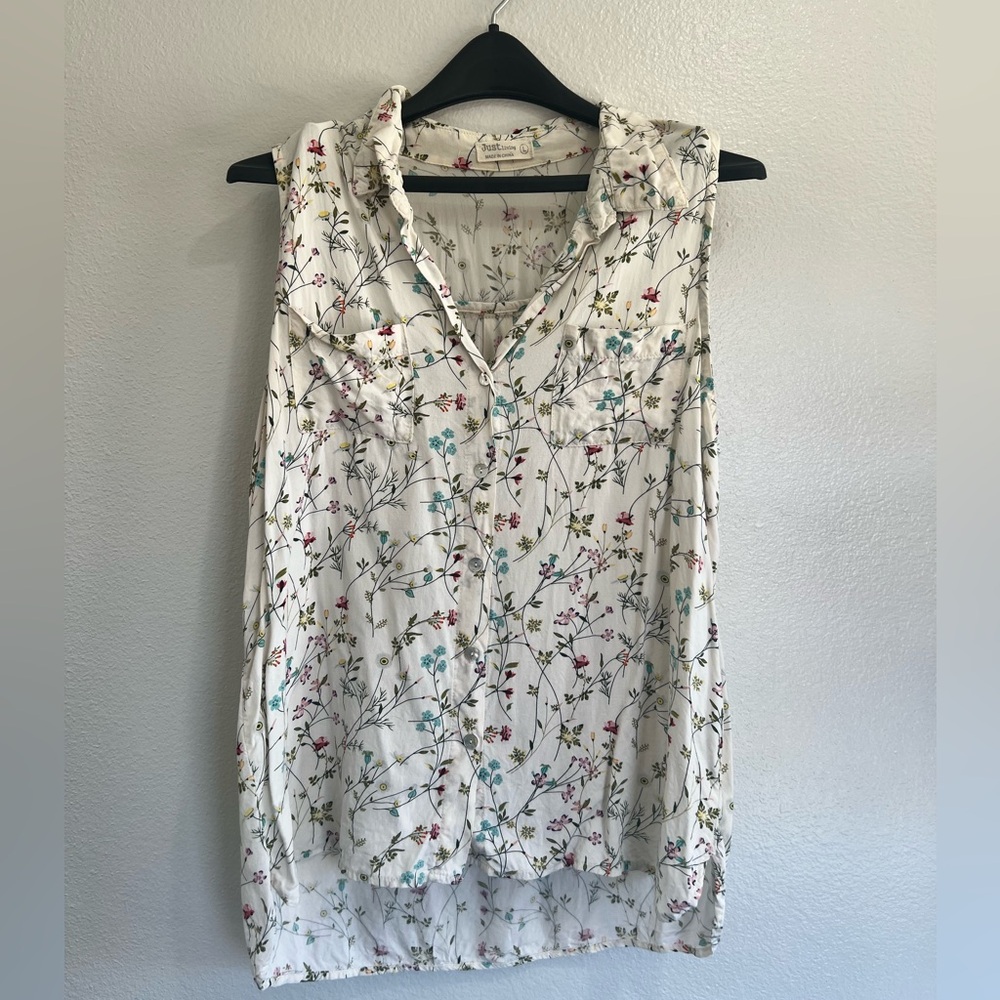 Pretty floral button up tank top